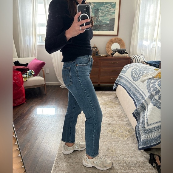 Levi’s Wedgie Straight Jeans Size 28 - Picture 3 of 11